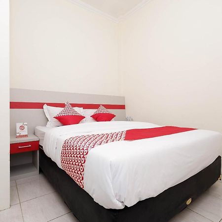 โอโย 1620 ไซอ้อน แฟมิลี เรสซิเดนซ์ Hotel Grobogan ภายนอก รูปภาพ